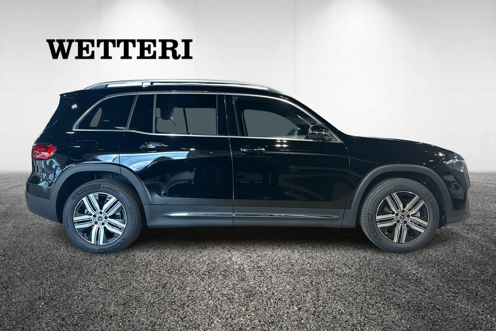 MERCEDES-BENZ EQB 2025