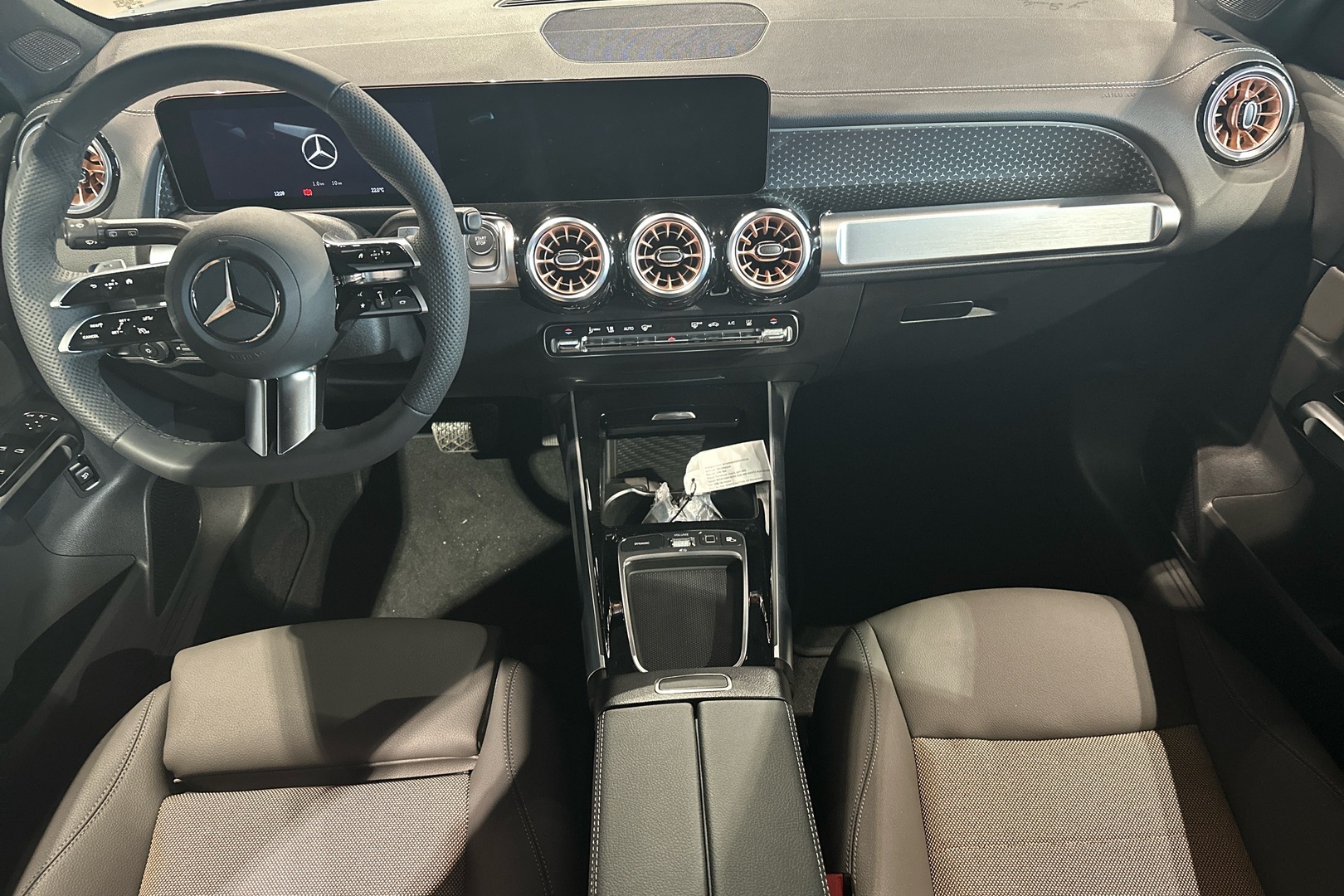 MERCEDES-BENZ EQB 2025