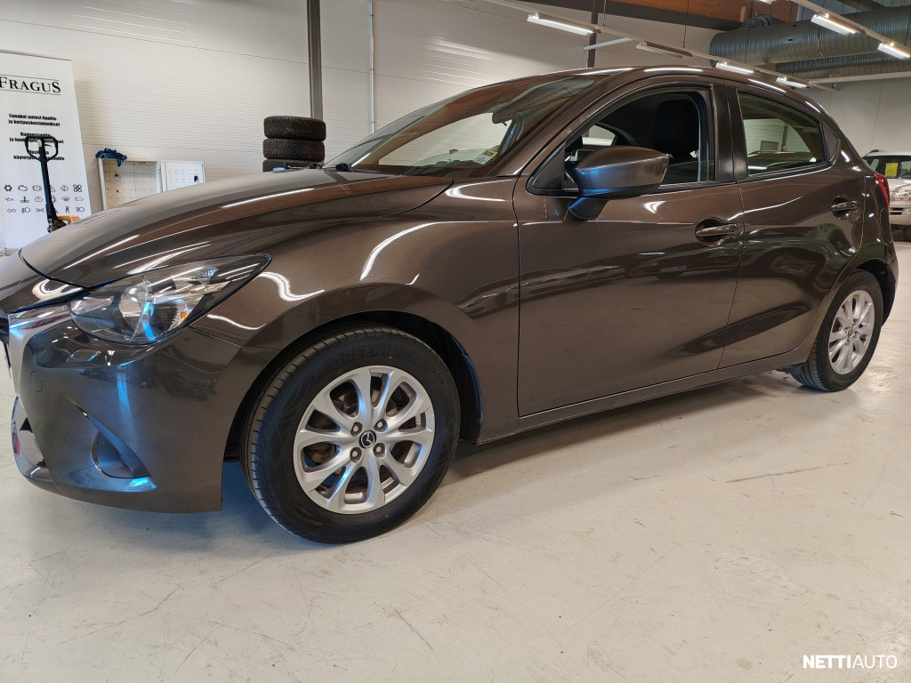 Mazda 2 2017