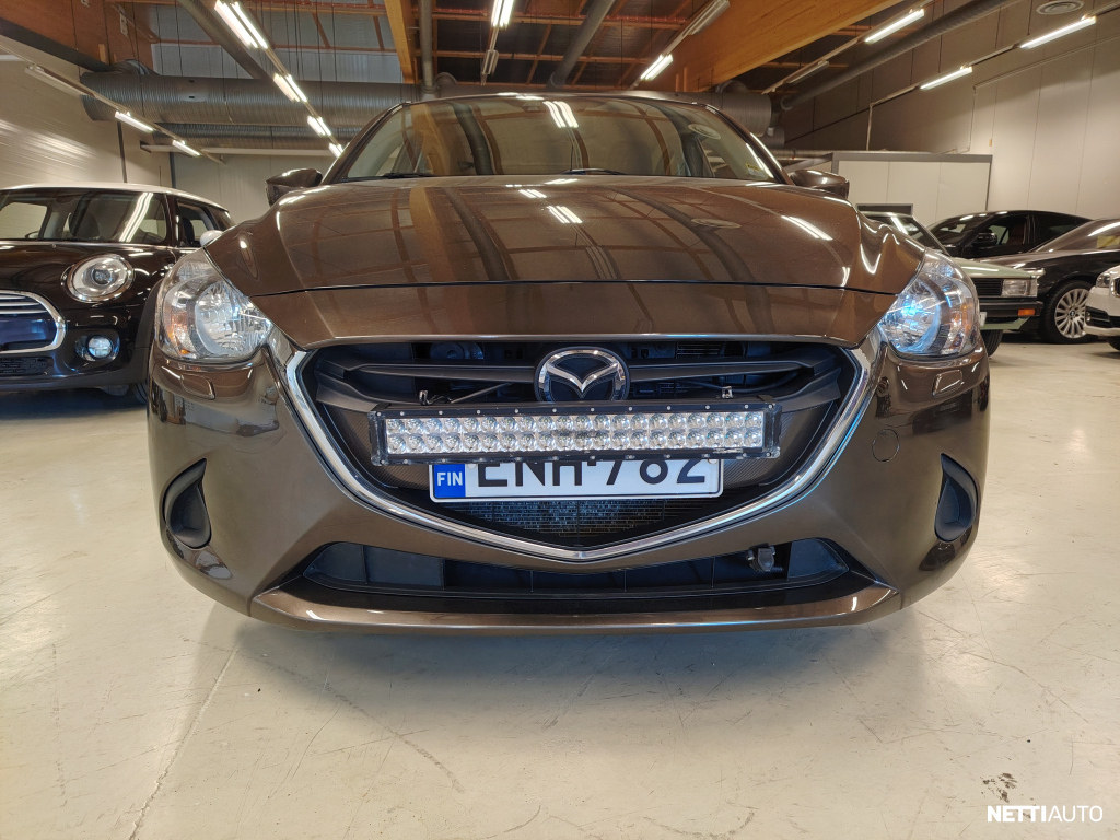 Mazda 2 2017