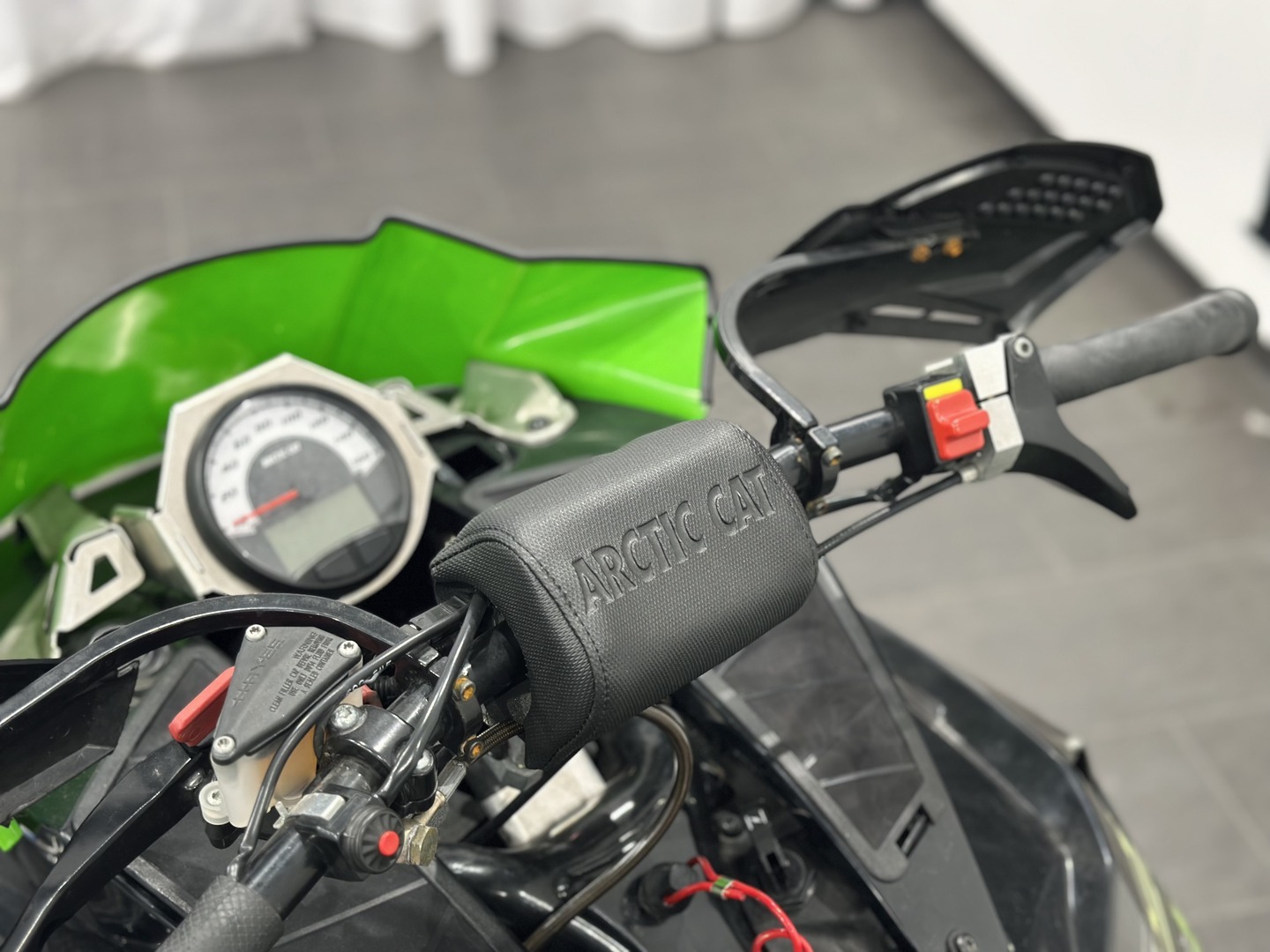 ARCTIC CAT ZR 7