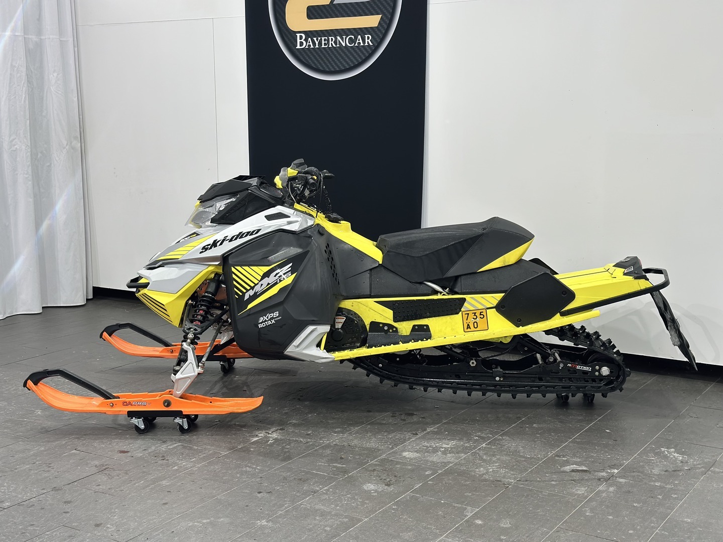 SKI-DOO MX Z 2
