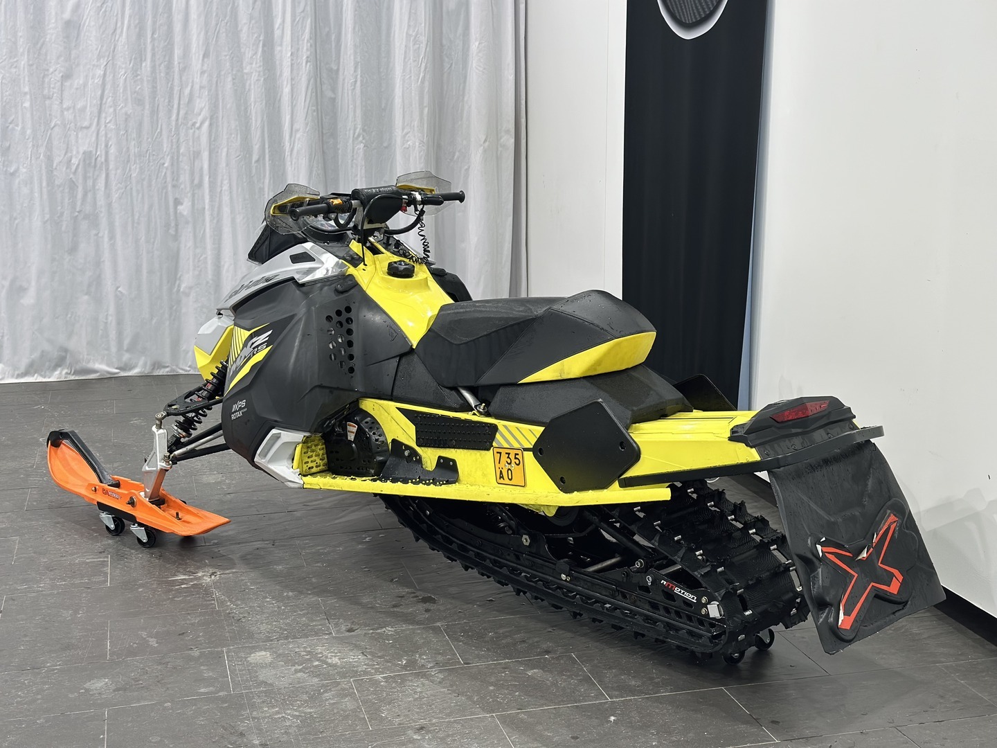 SKI-DOO MX Z 3
