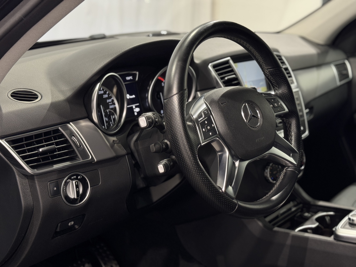 MERCEDES-BENZ ML 5