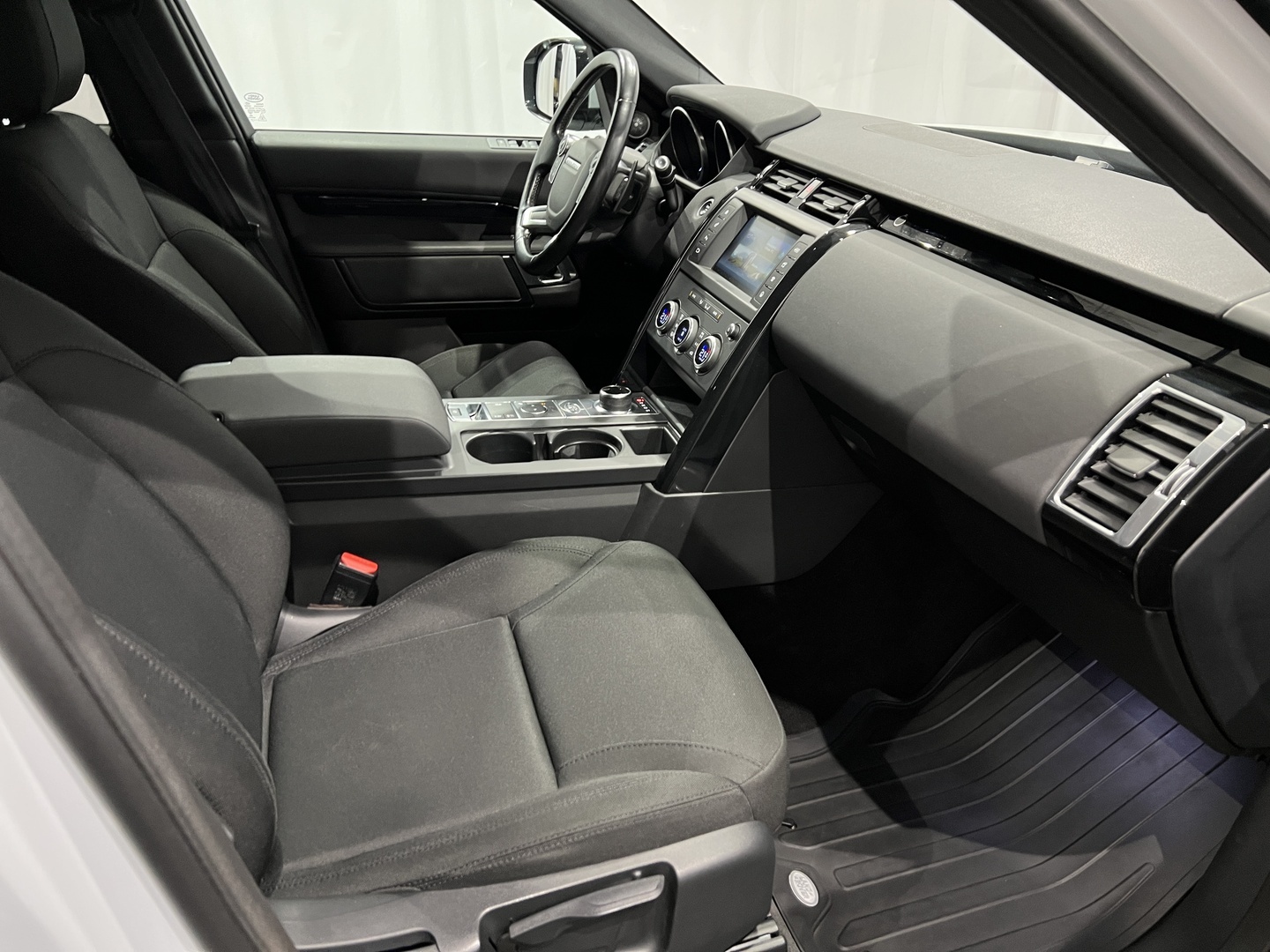 LAND ROVER Discovery 2018