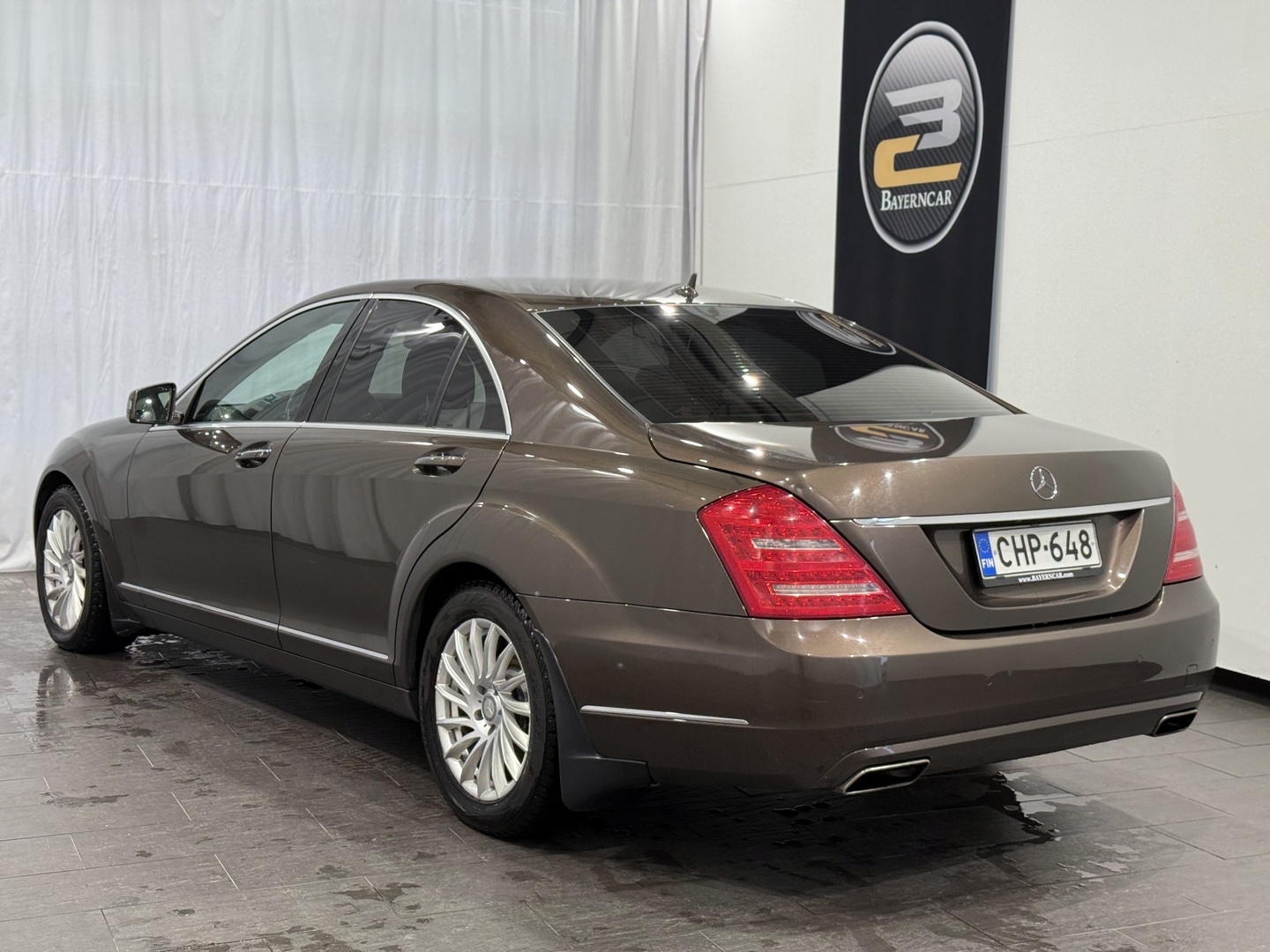 MERCEDES-BENZ S 2010