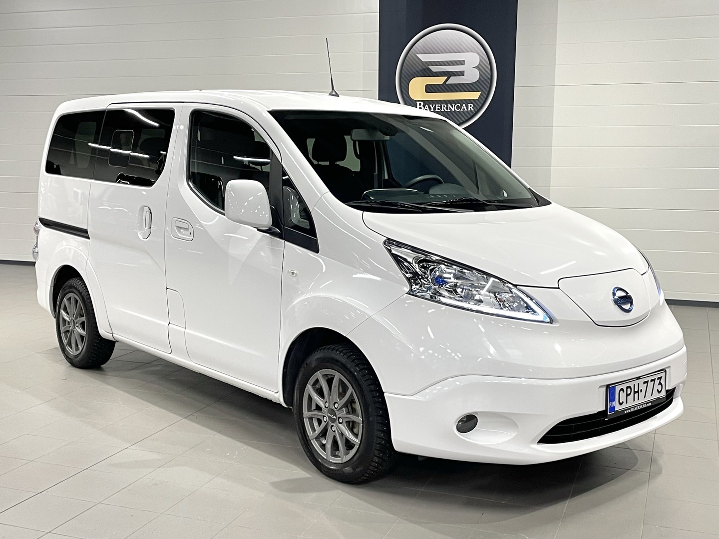 NISSAN e-NV200 2019