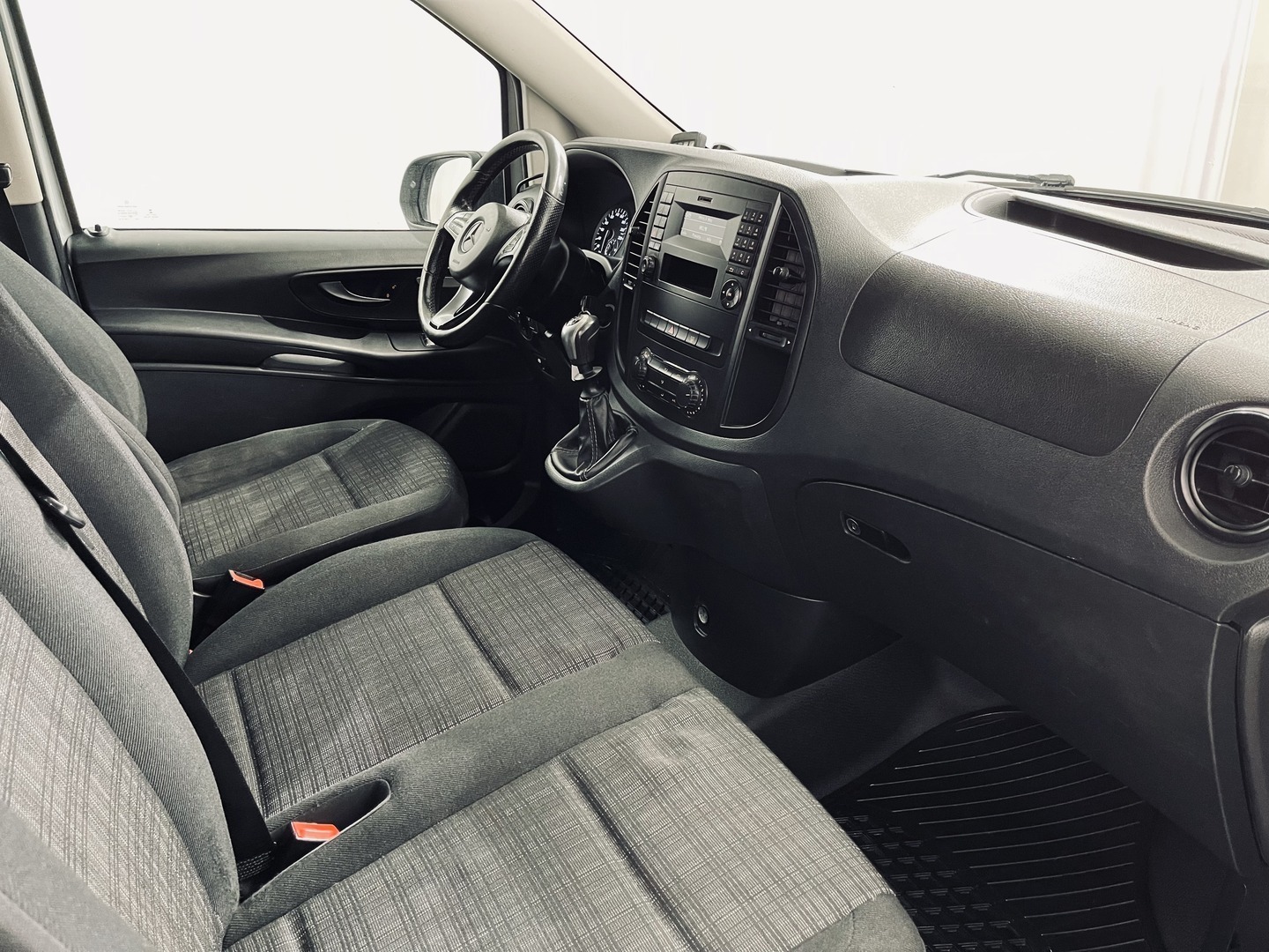 MERCEDES-BENZ Vito 2015