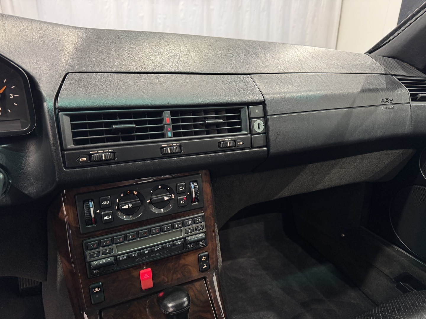 MERCEDES-BENZ SL 1991