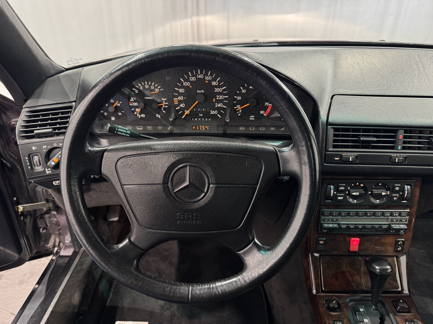 MERCEDES-BENZ SL 1991