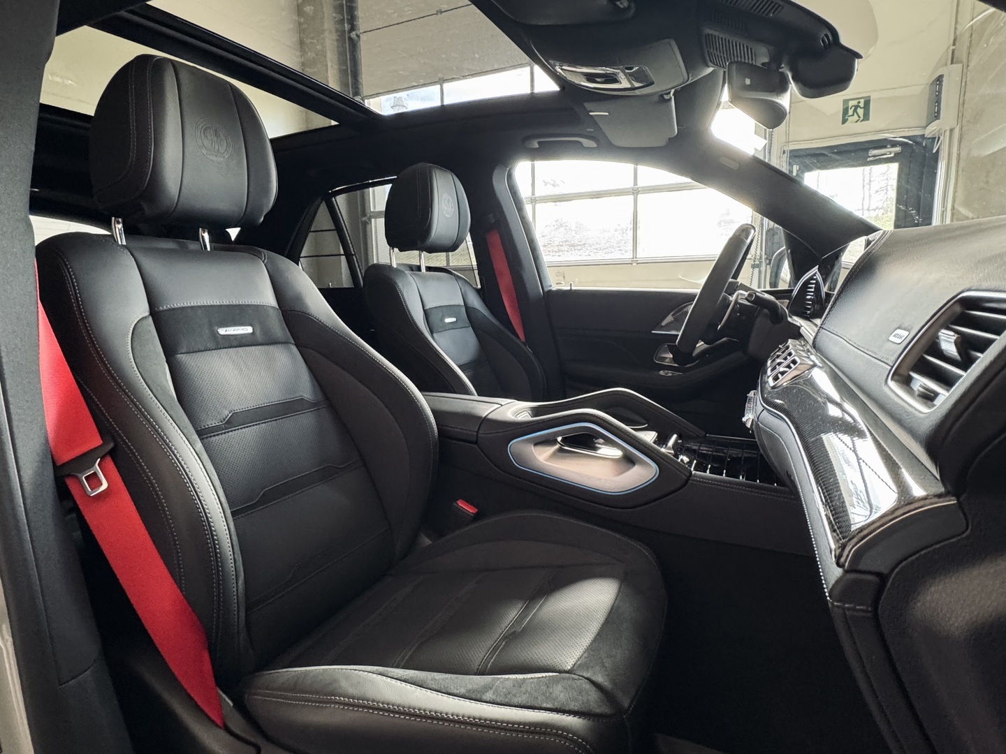 MERCEDES-BENZ GLE 53 AMG 10