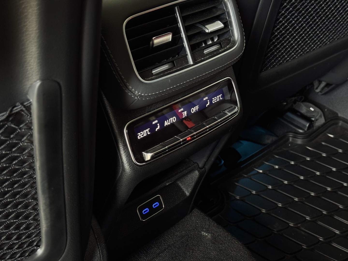 MERCEDES-BENZ GLE 53 AMG 22