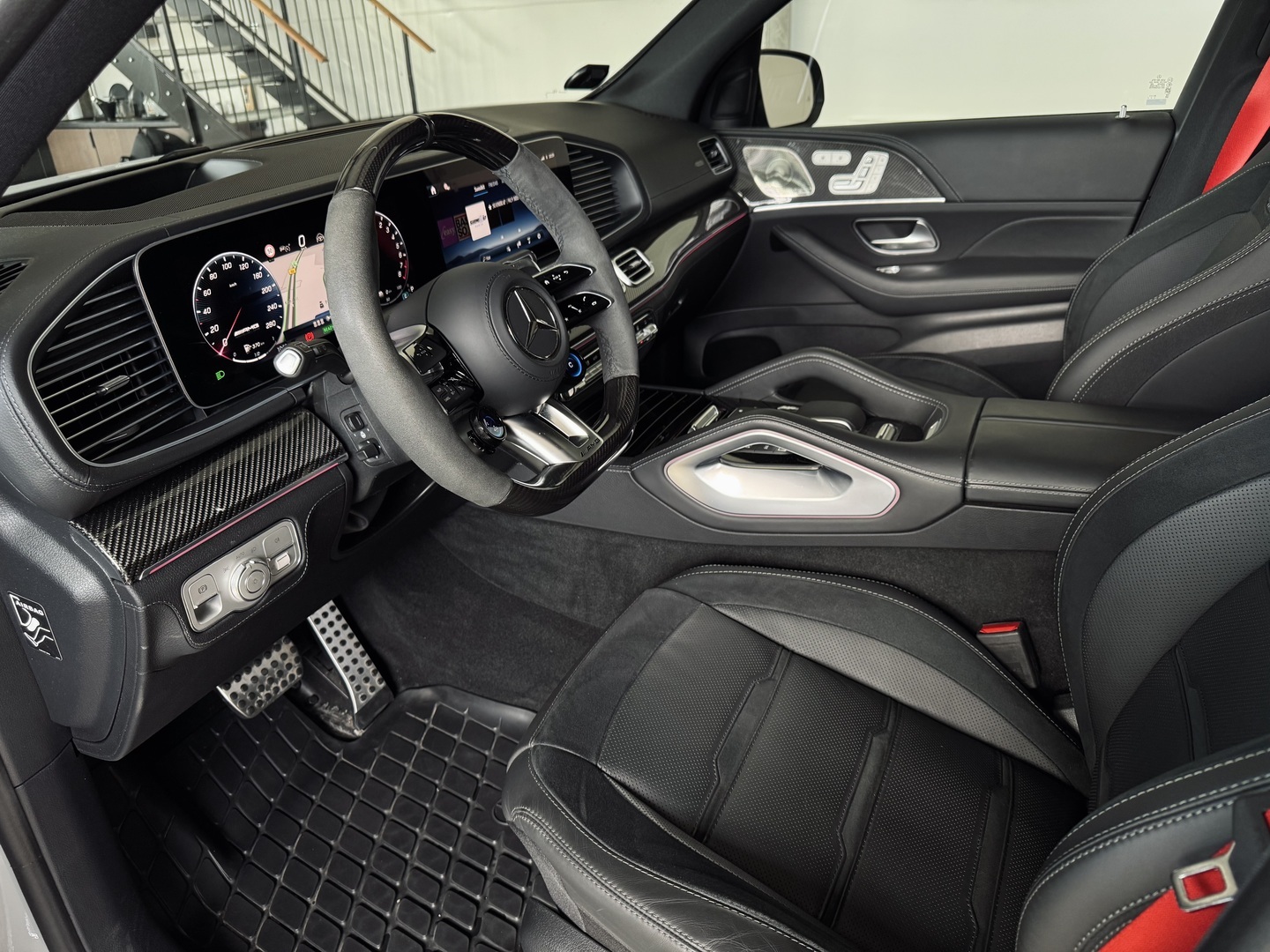 MERCEDES-BENZ GLE 53 AMG 7