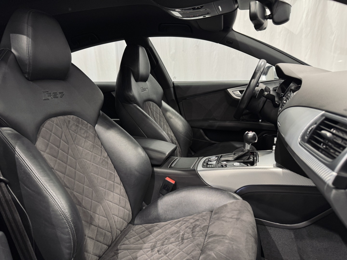 AUDI RS7 9