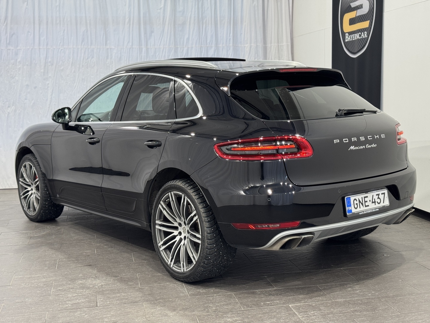 PORSCHE Macan 2014