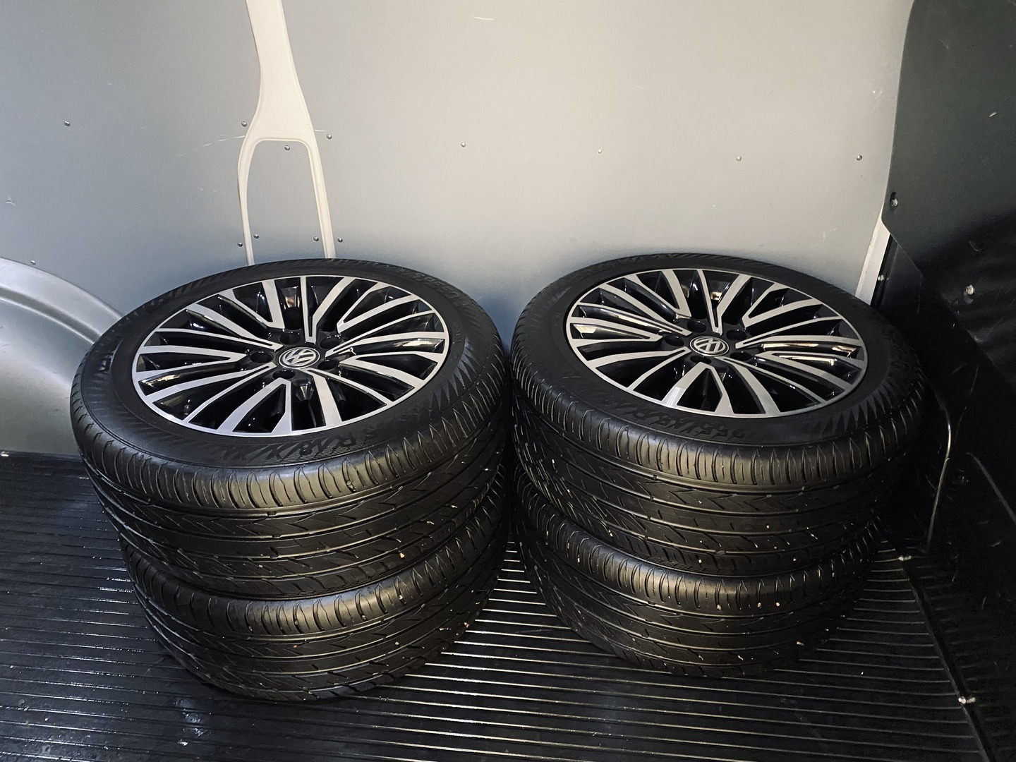 VOLKSWAGEN Transporter 2018