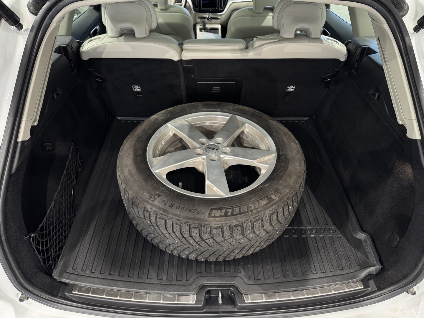 VOLVO XC60 21