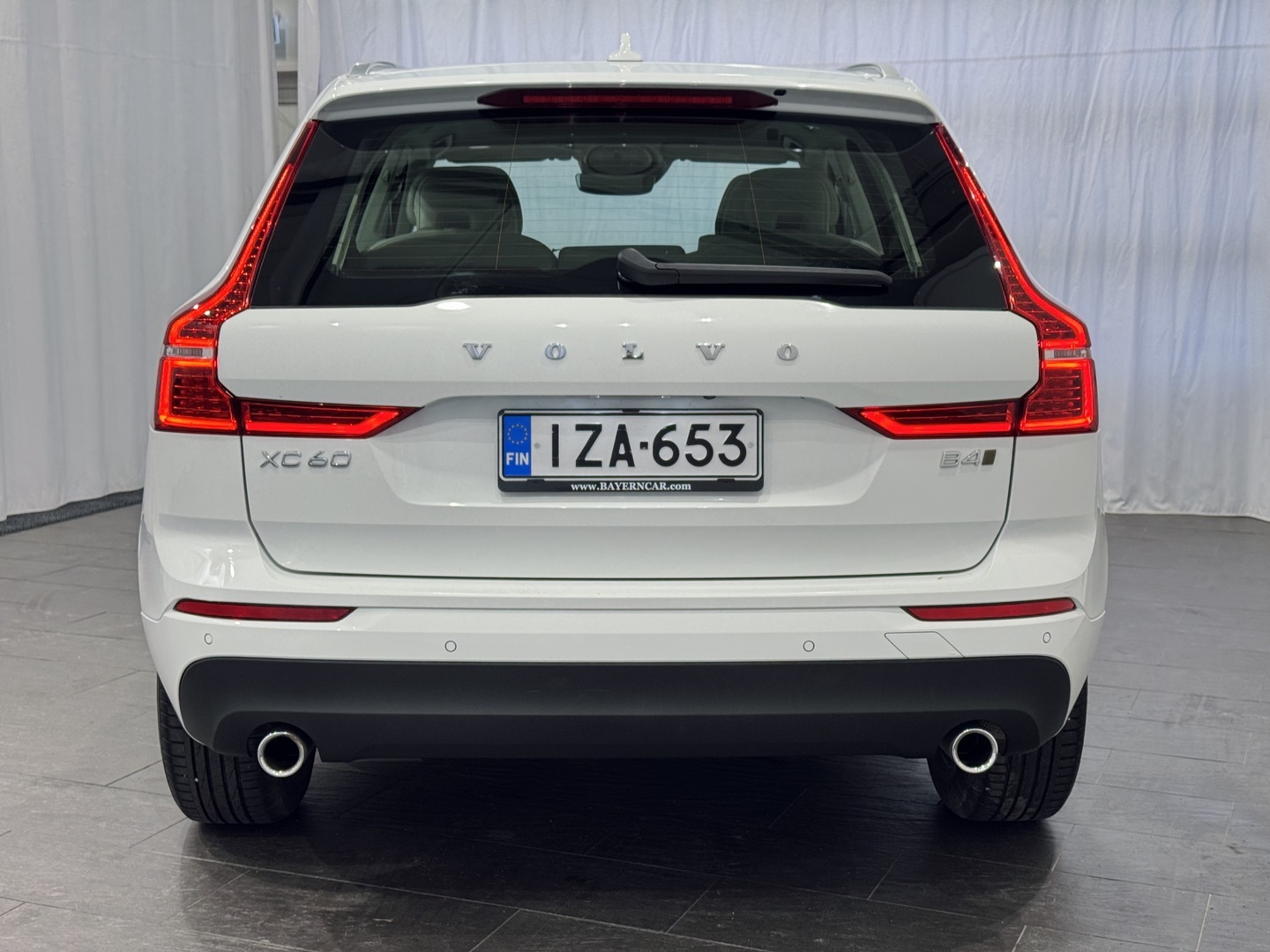 VOLVO XC60 4