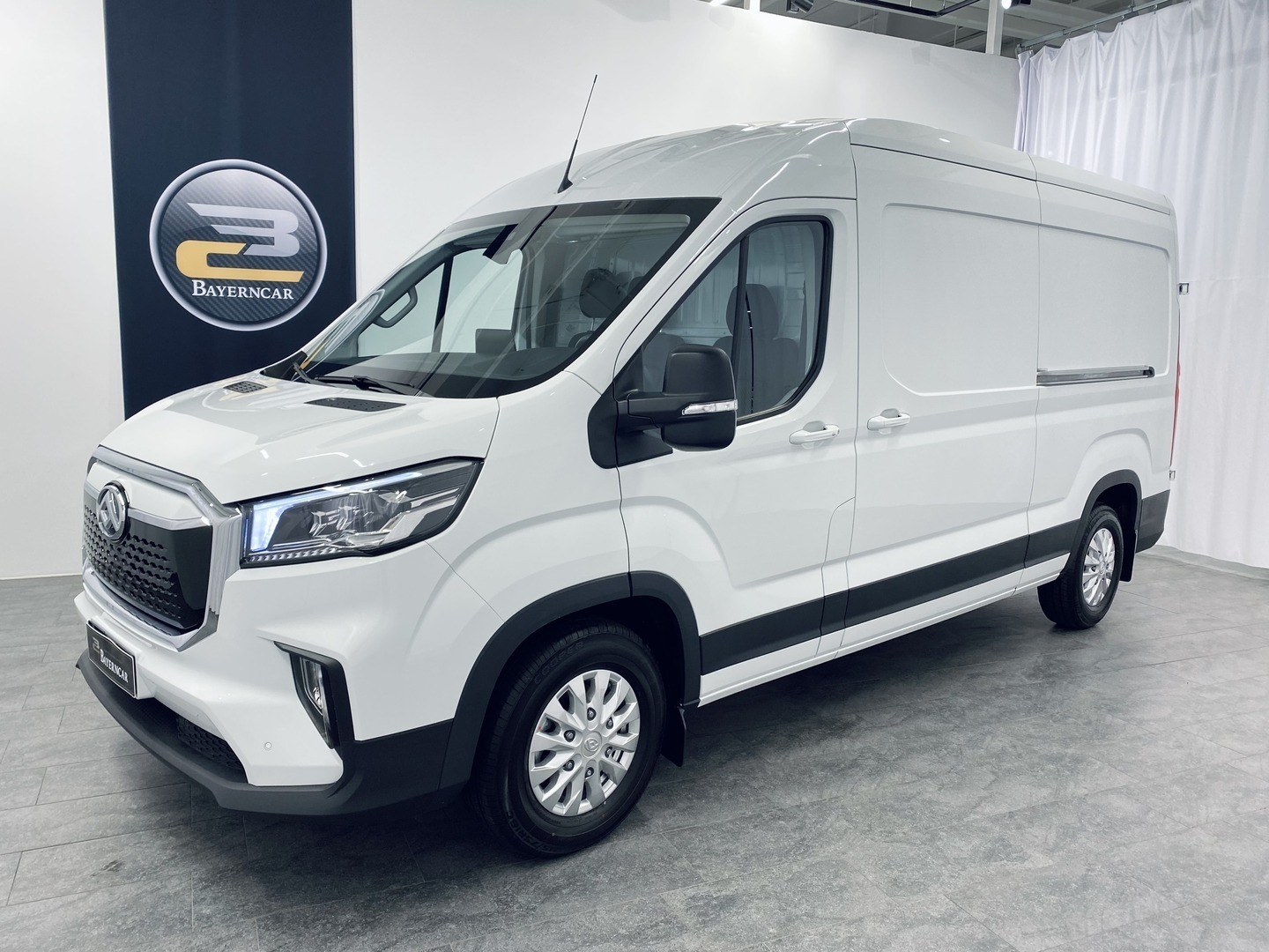 MAXUS e-Deliver 9 1