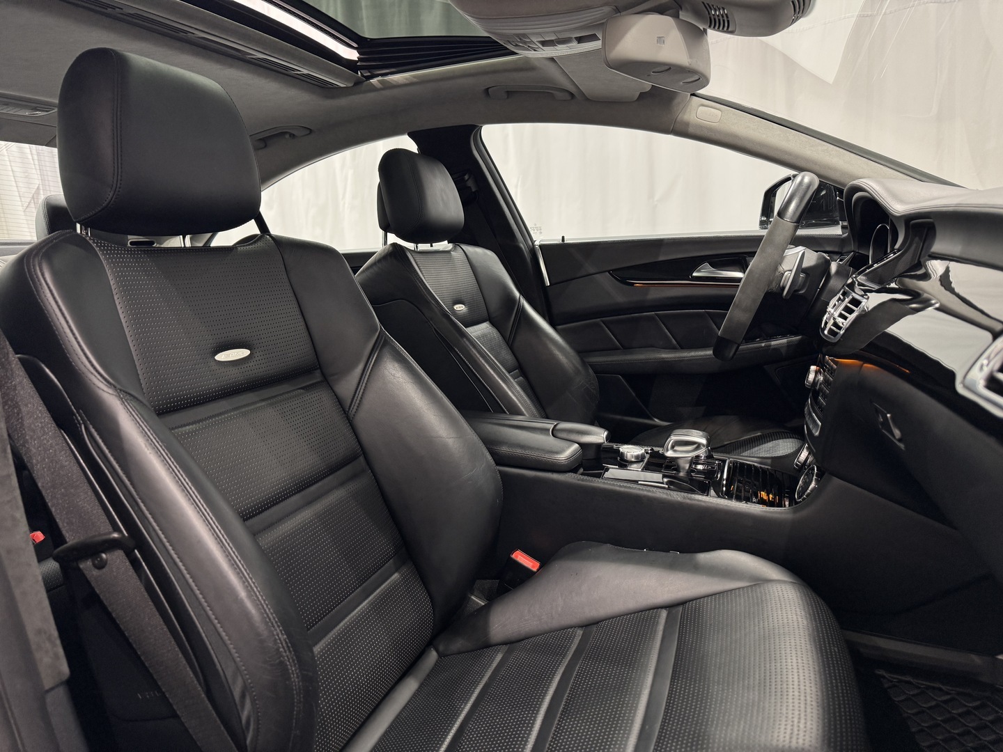 MERCEDES-BENZ CLS 63 AMG 2011