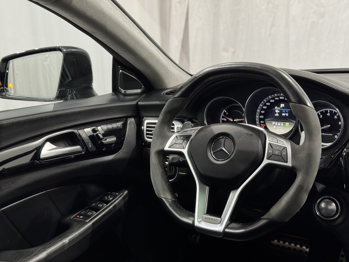 MERCEDES-BENZ CLS 63 AMG 2011