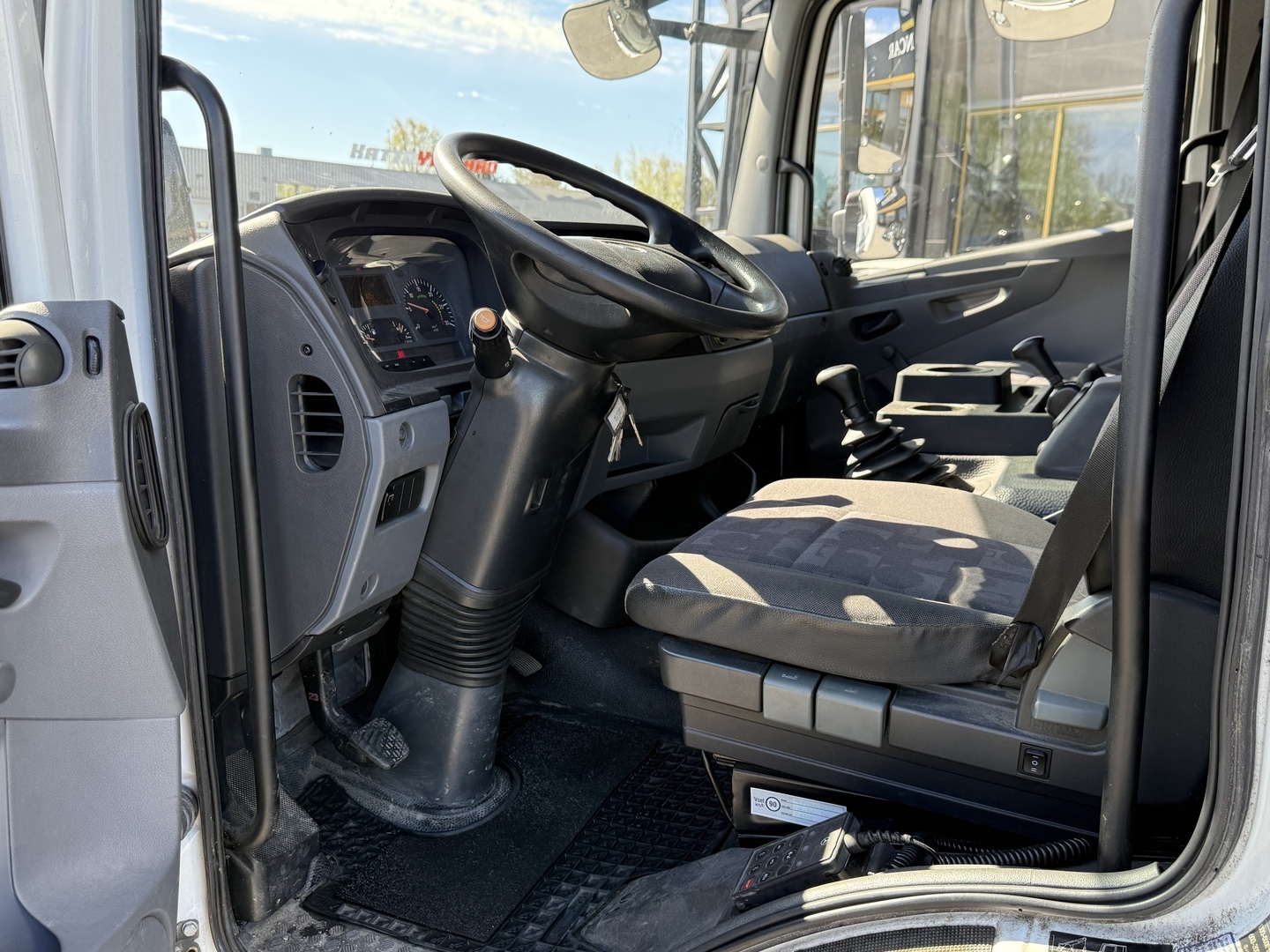 MERCEDES-BENZ Atego 10