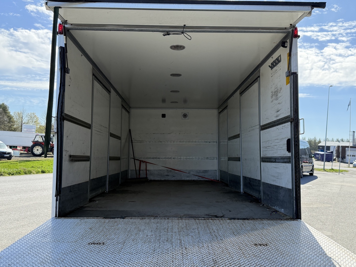 MERCEDES-BENZ Atego 9