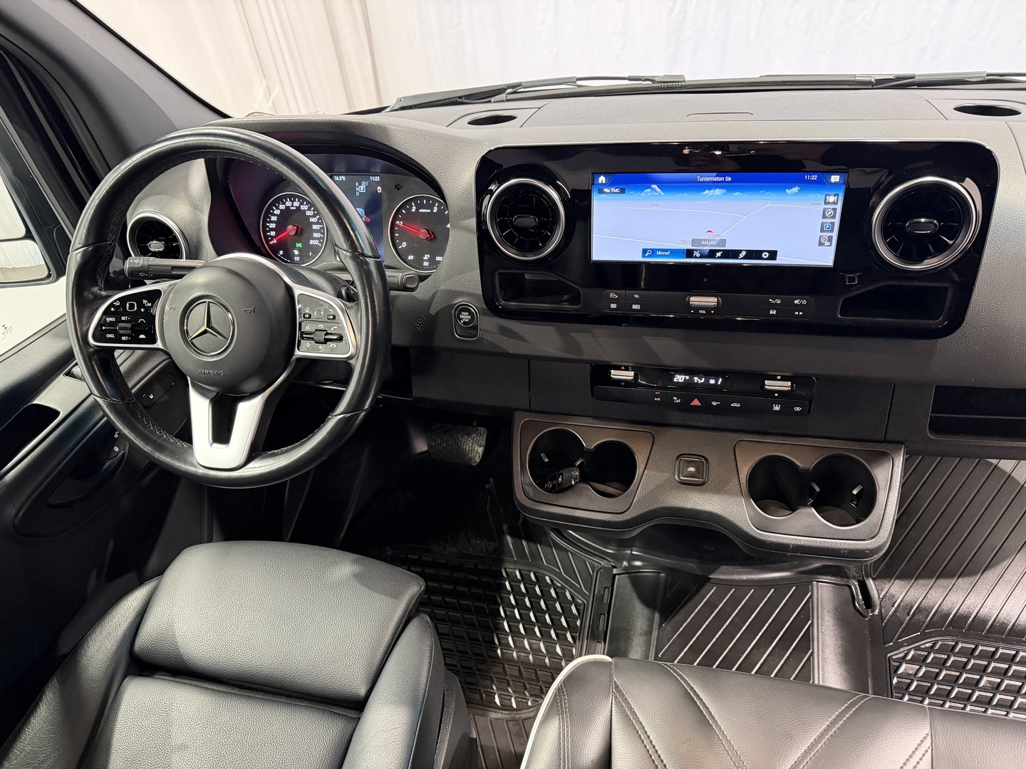 MERCEDES-BENZ SPRINTER 2023