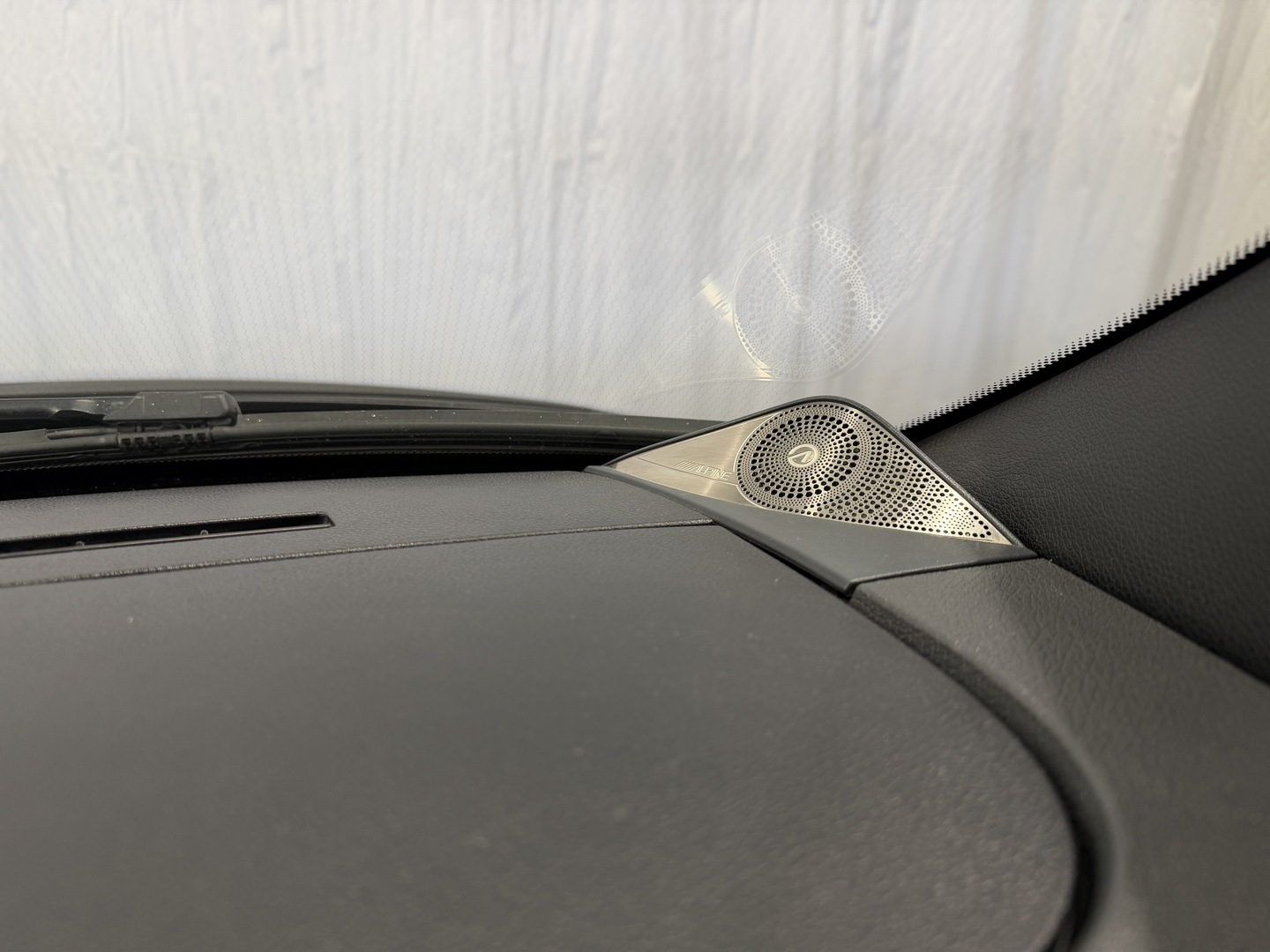 MERCEDES-BENZ SPRINTER 2023