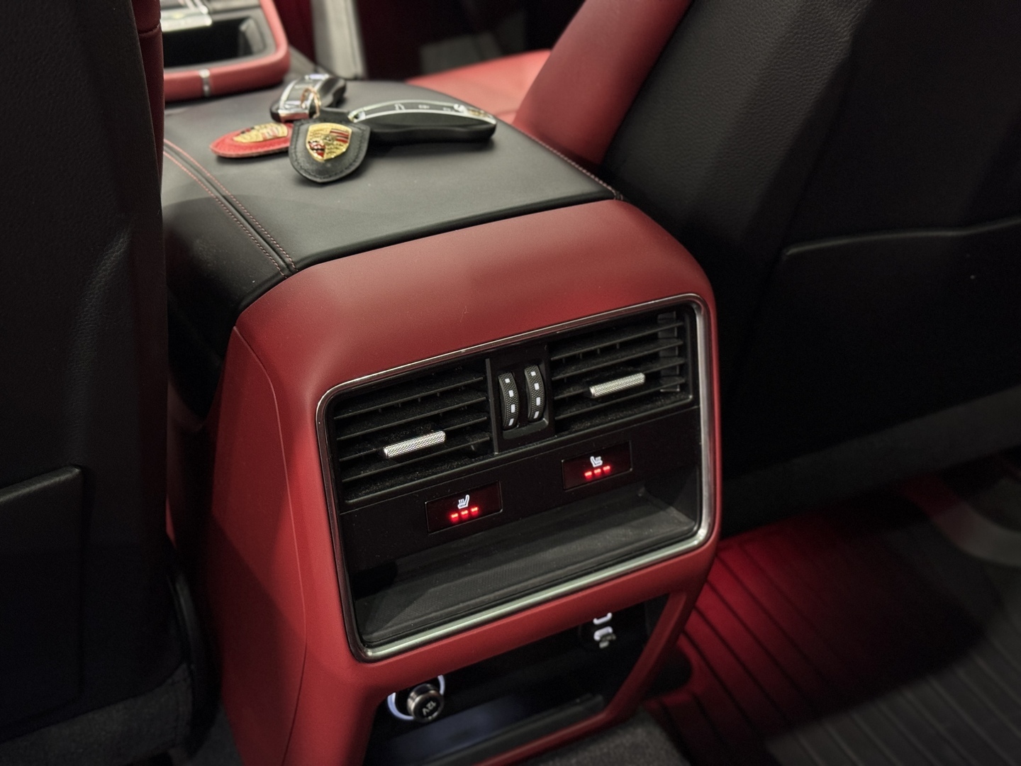 PORSCHE Cayenne 2022