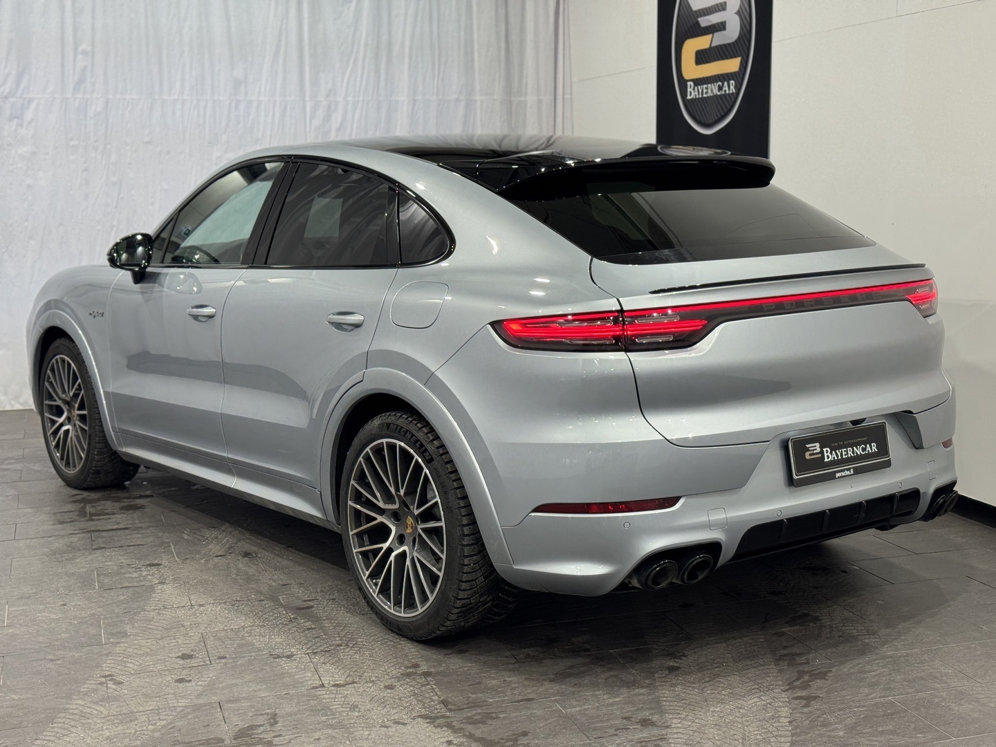 PORSCHE Cayenne 2022