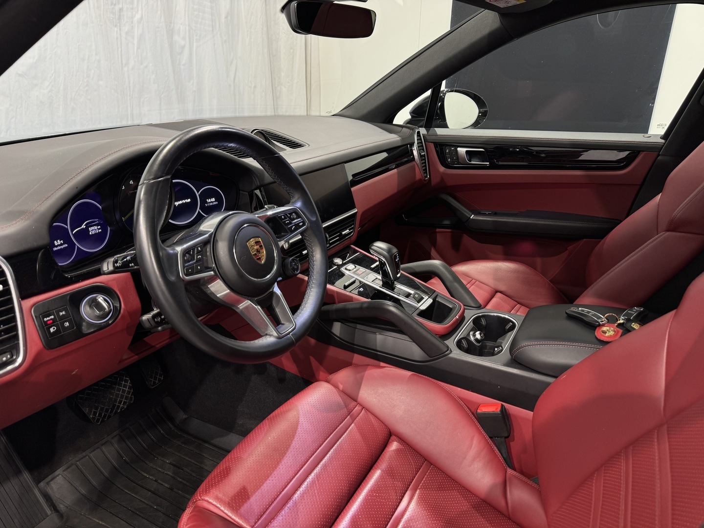 PORSCHE Cayenne 2022