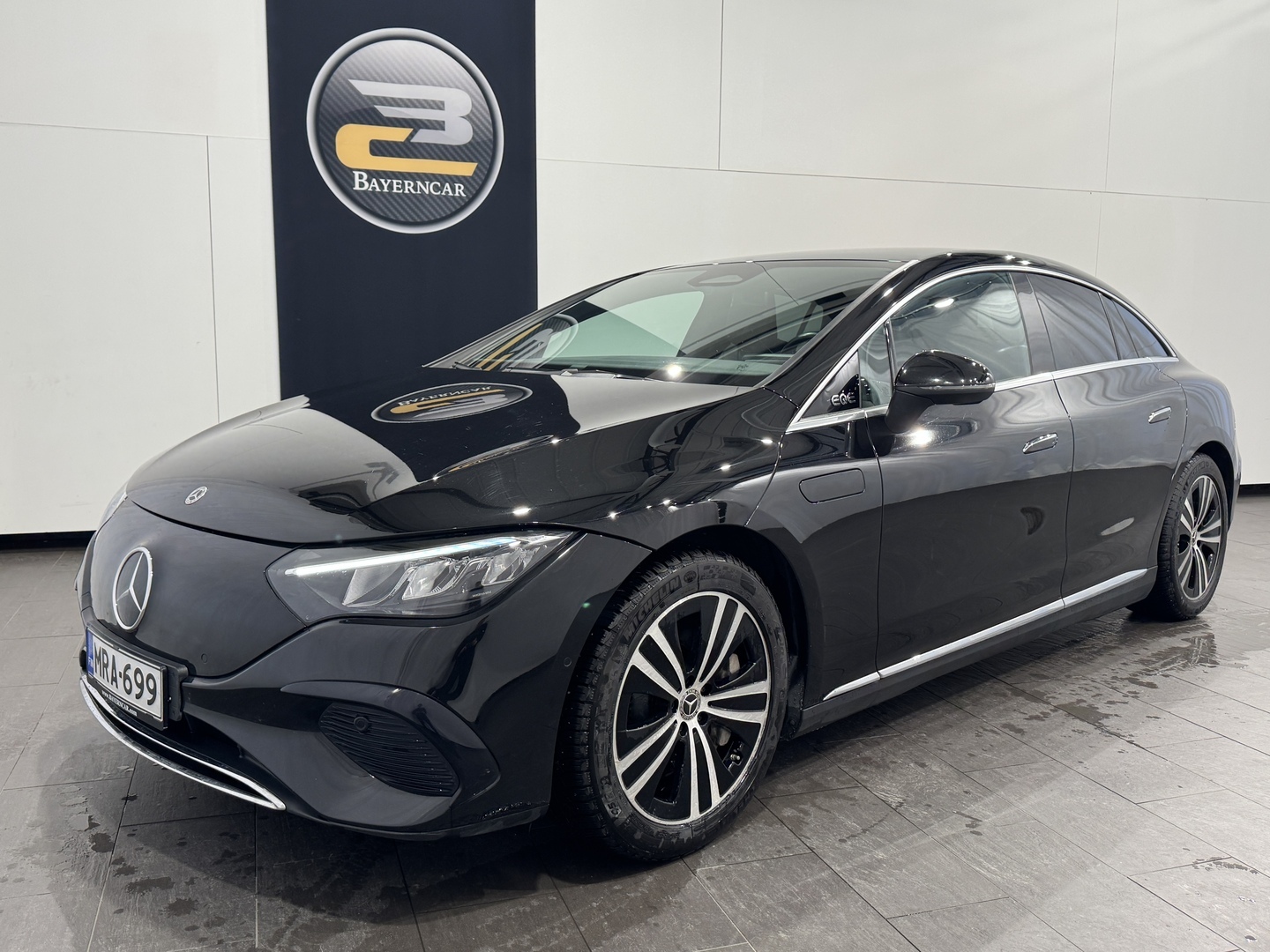 MERCEDES-BENZ EQE 2023