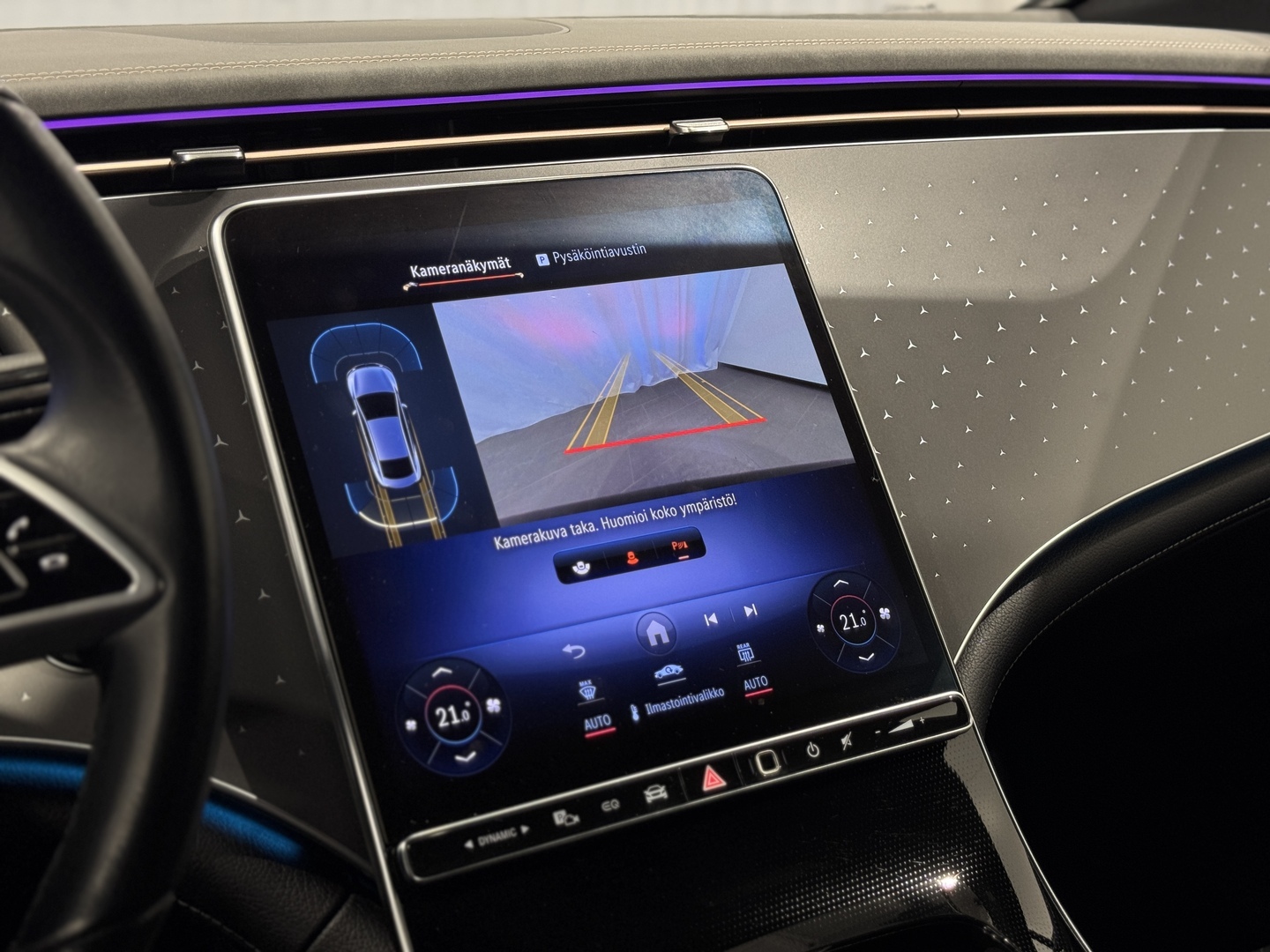 MERCEDES-BENZ EQE 2023