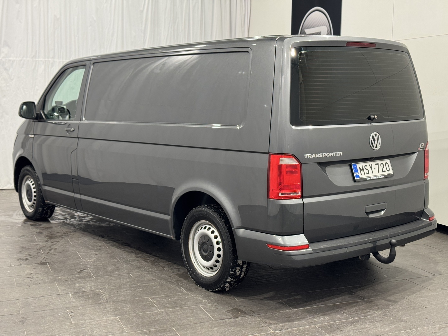 VOLKSWAGEN Transporter 2016