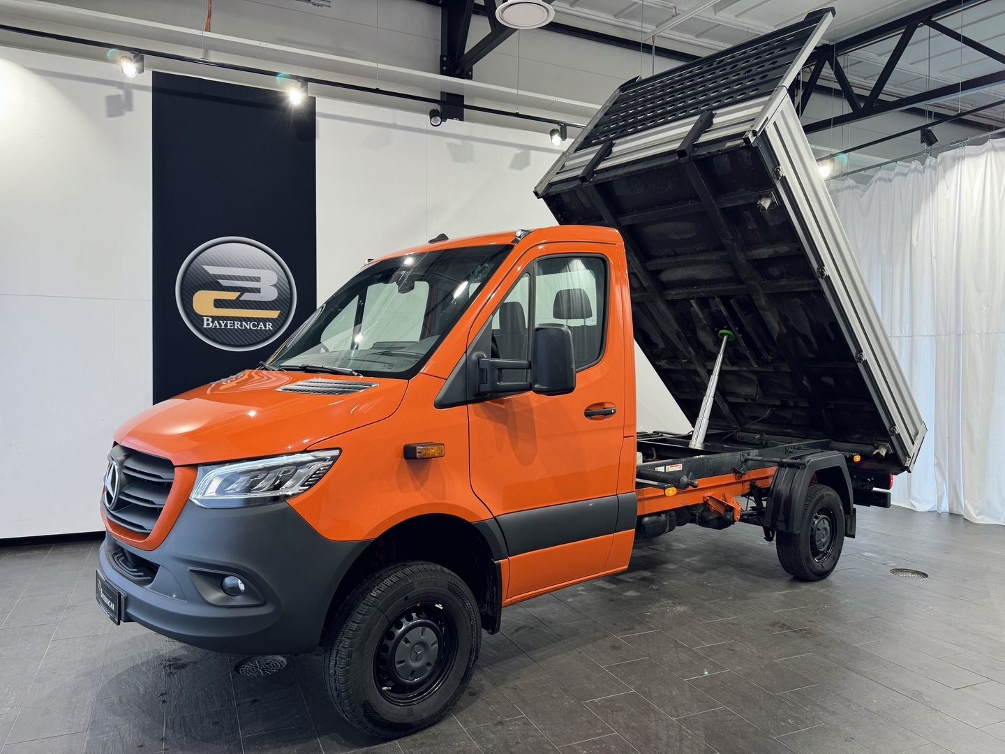 MERCEDES-BENZ SPRINTER 2023