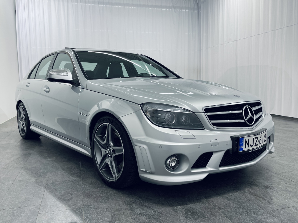 MERCEDES-BENZ C 63 AMG 2008