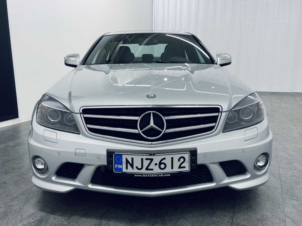 MERCEDES-BENZ C 63 AMG 2008