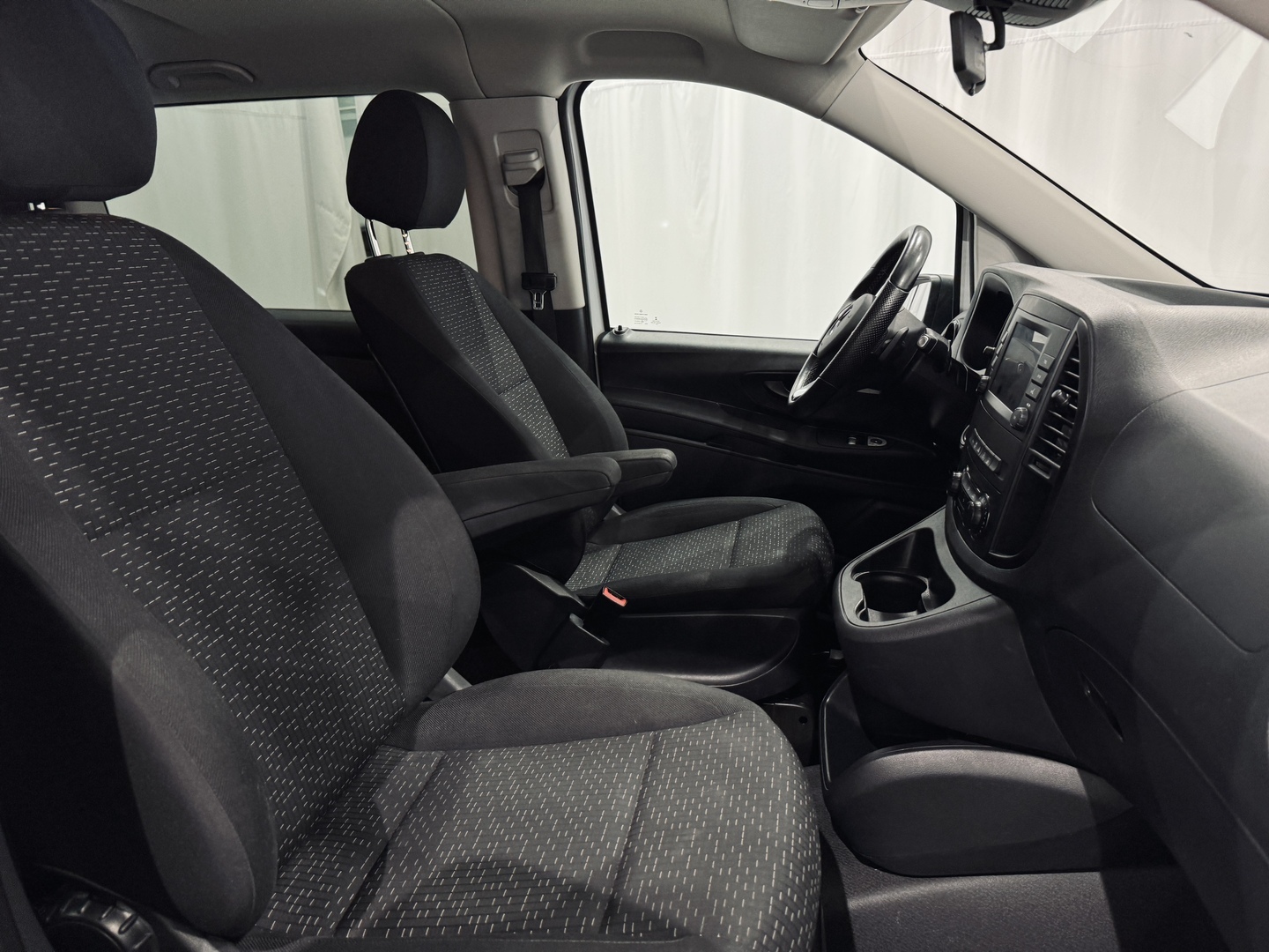 MERCEDES-BENZ VITO 2021