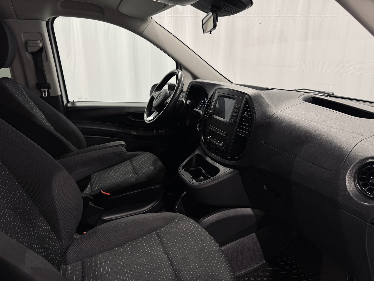 MERCEDES-BENZ VITO 2021