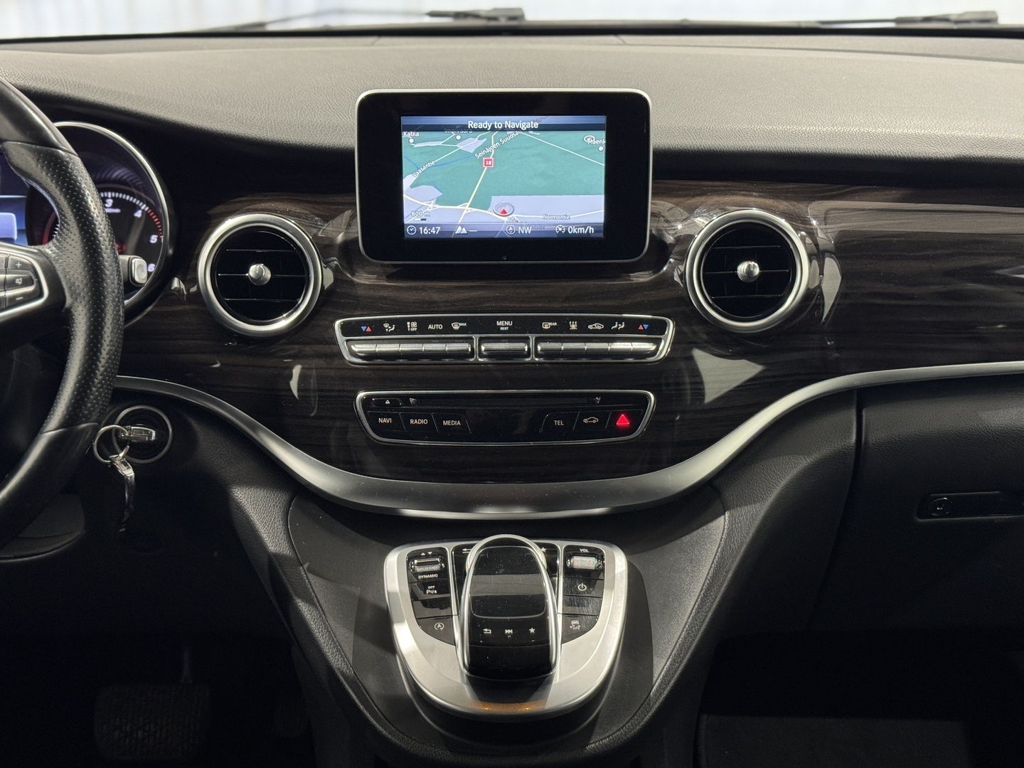 MERCEDES-BENZ V 2017