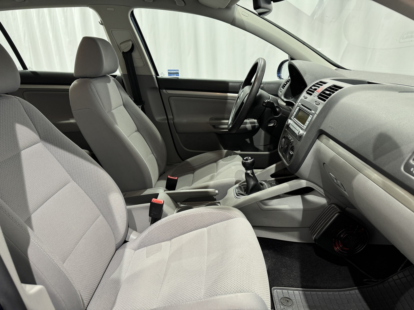 VOLKSWAGEN Golf 2007