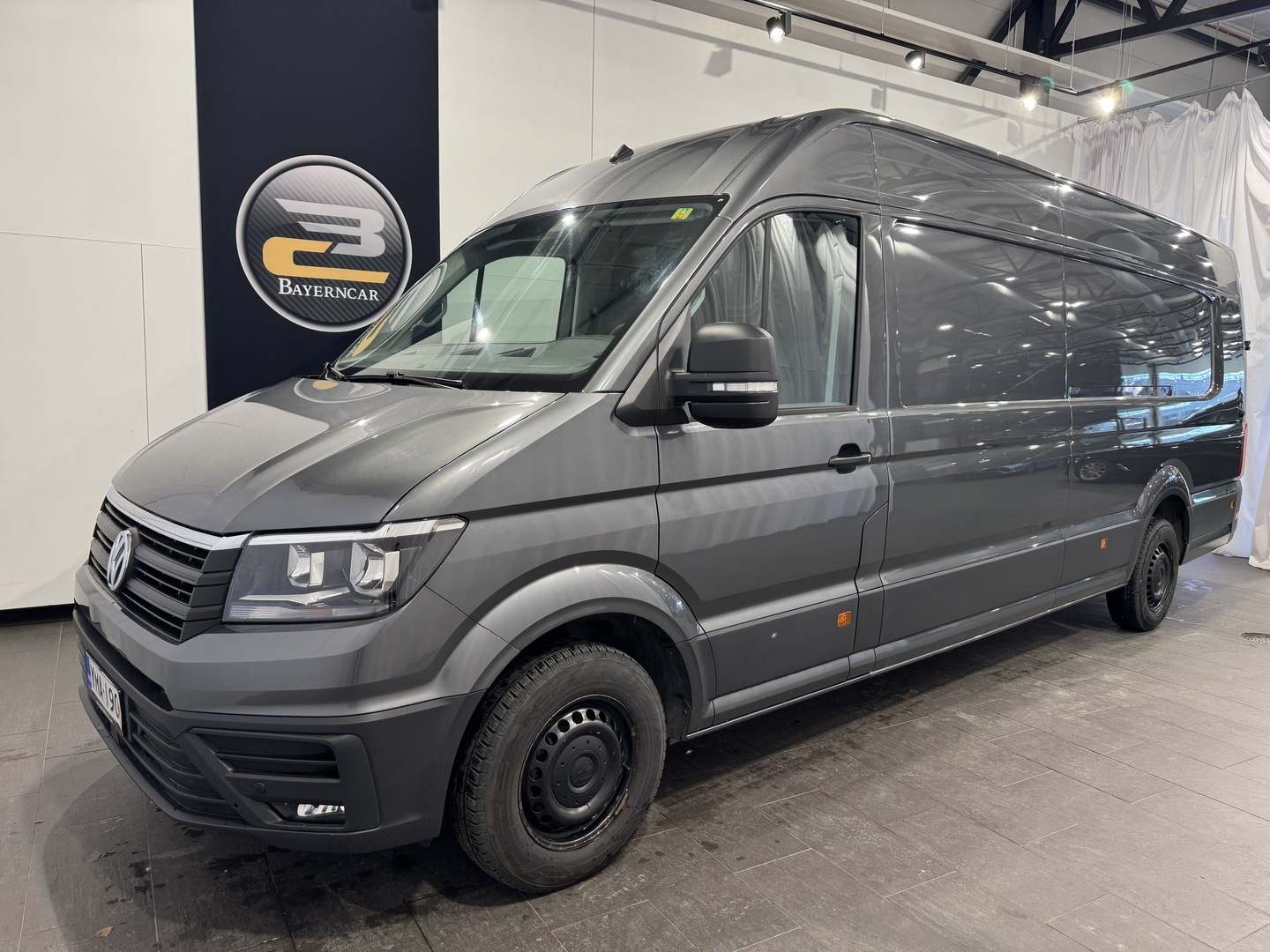 VOLKSWAGEN Crafter 1