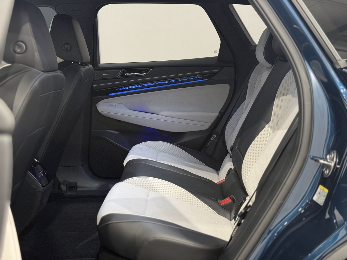 VOLKSWAGEN ID.7 2025