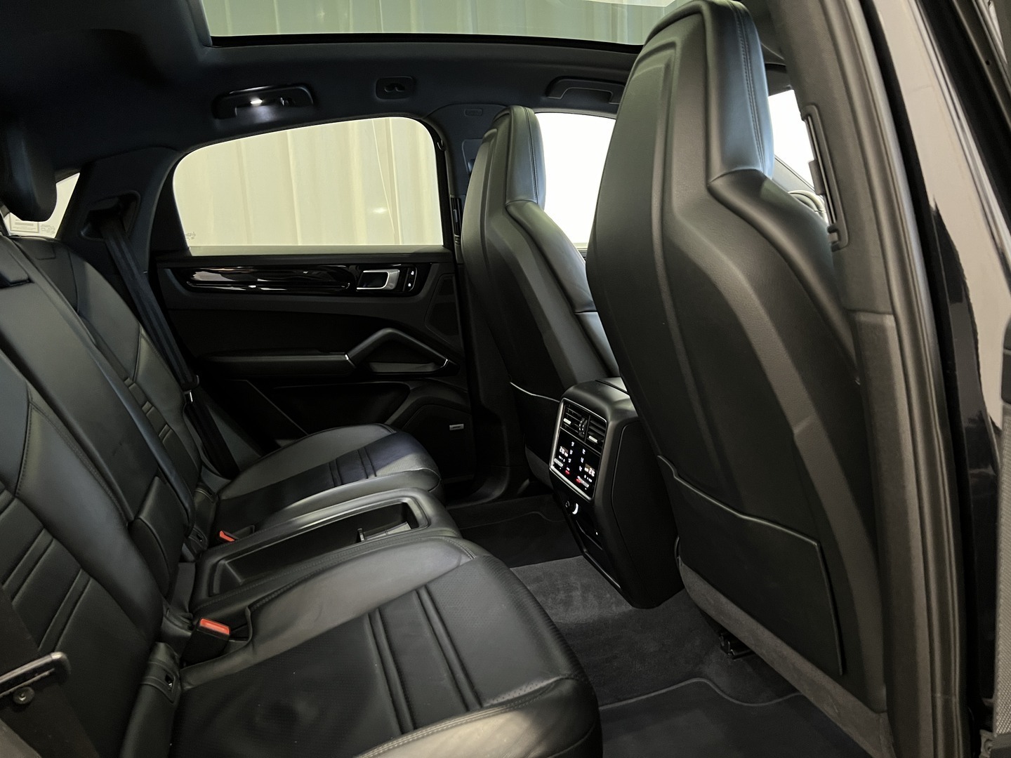 PORSCHE Cayenne 2019