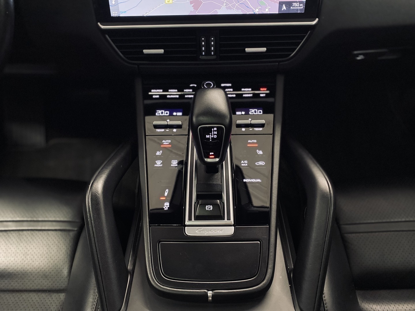 PORSCHE Cayenne 2019