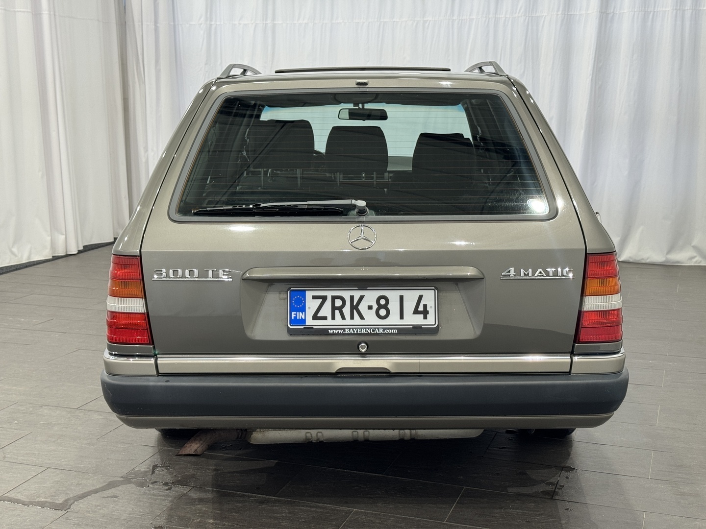 MERCEDES-BENZ 300 3