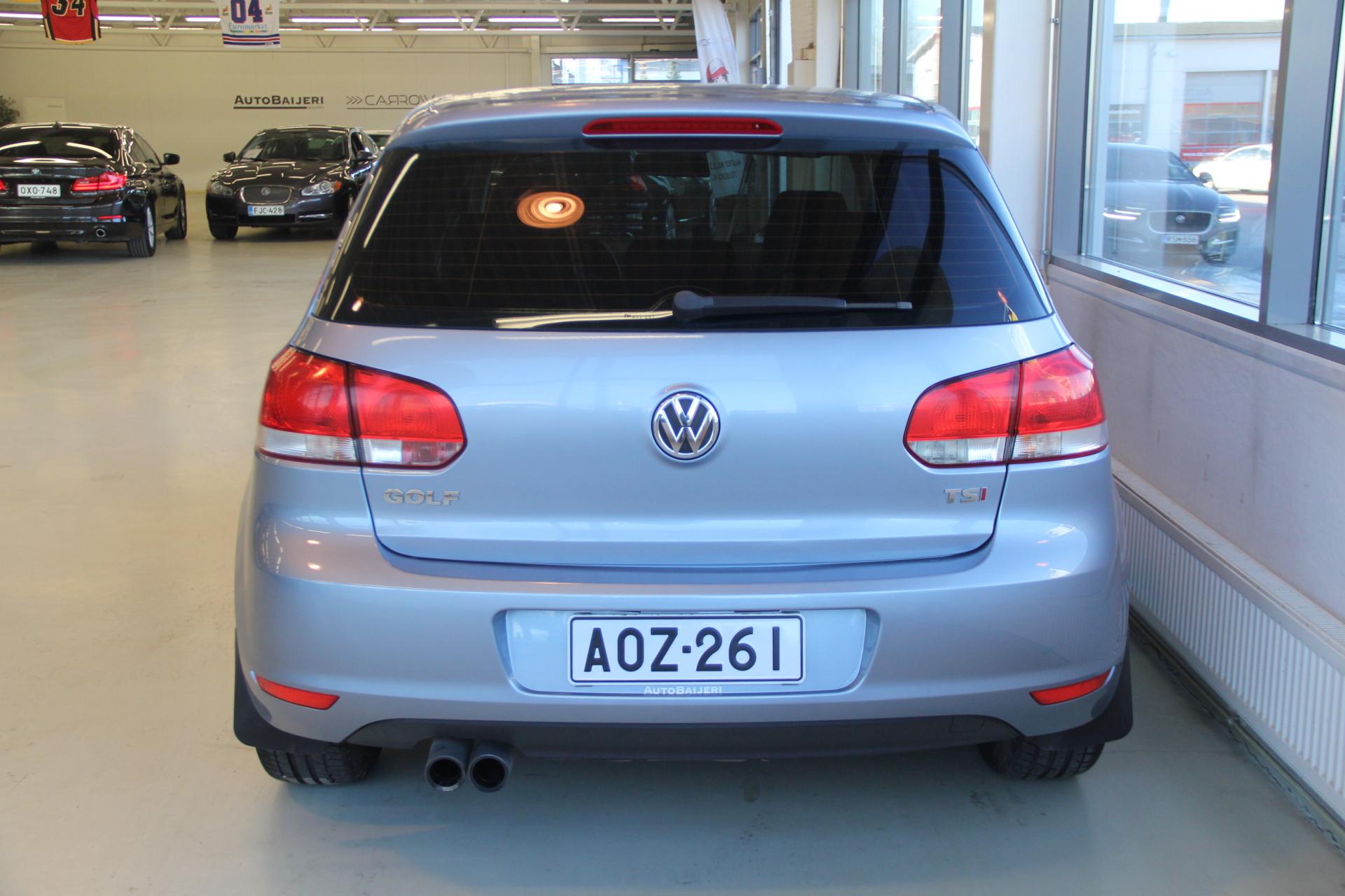 VOLKSWAGEN Golf 2009