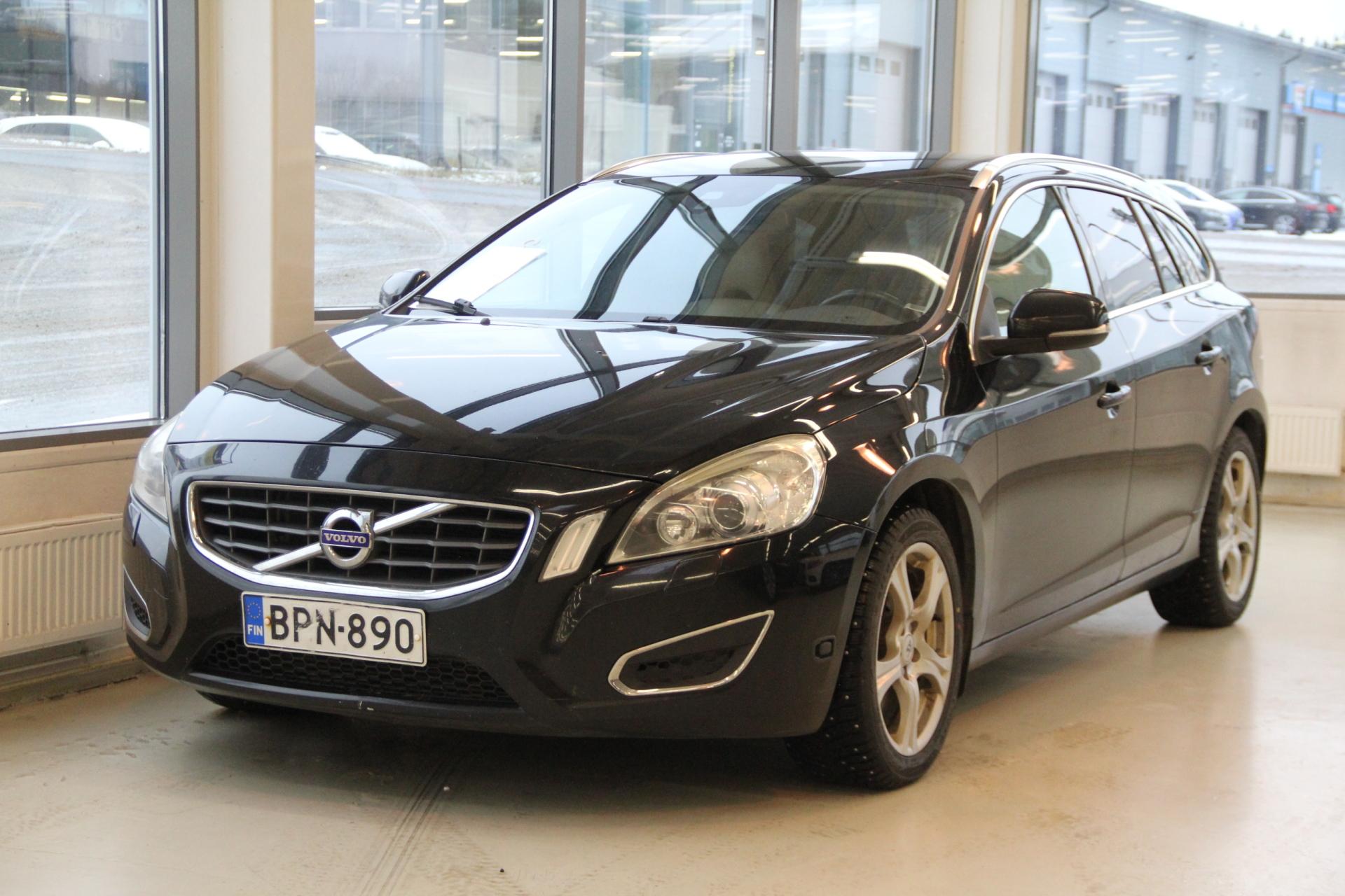 VOLVO V60 2011