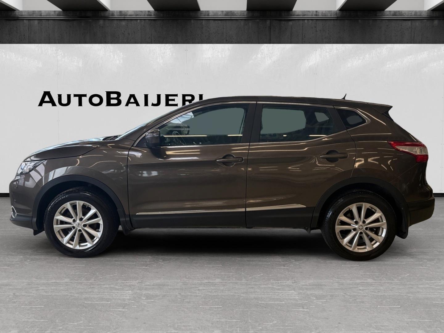 NISSAN Qashqai 2015